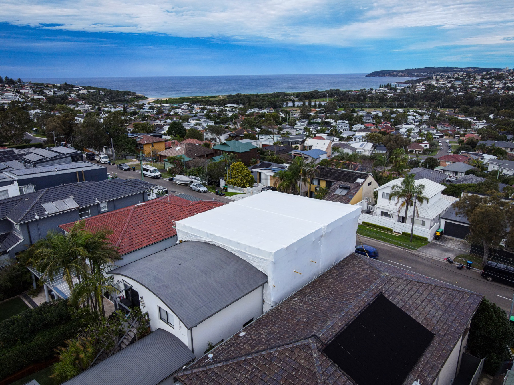 Shrink Wrap Residence, North Curl Curl