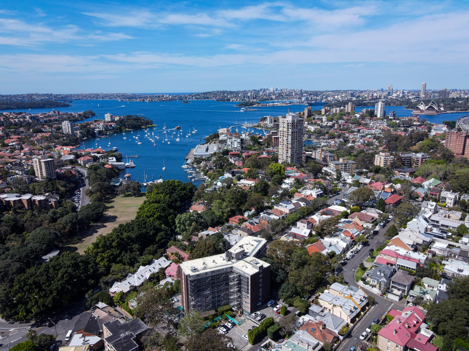 High-Rise Scaffold, Sydney Harbour Views, North Sydney
