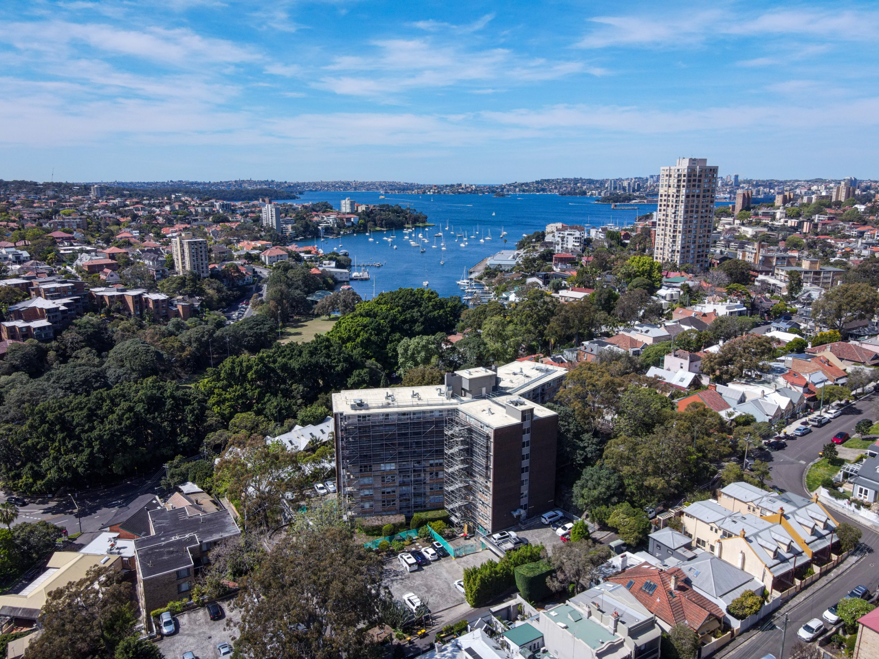 High-Rise Scaffold, Sydney Harbour Views, North Sydney