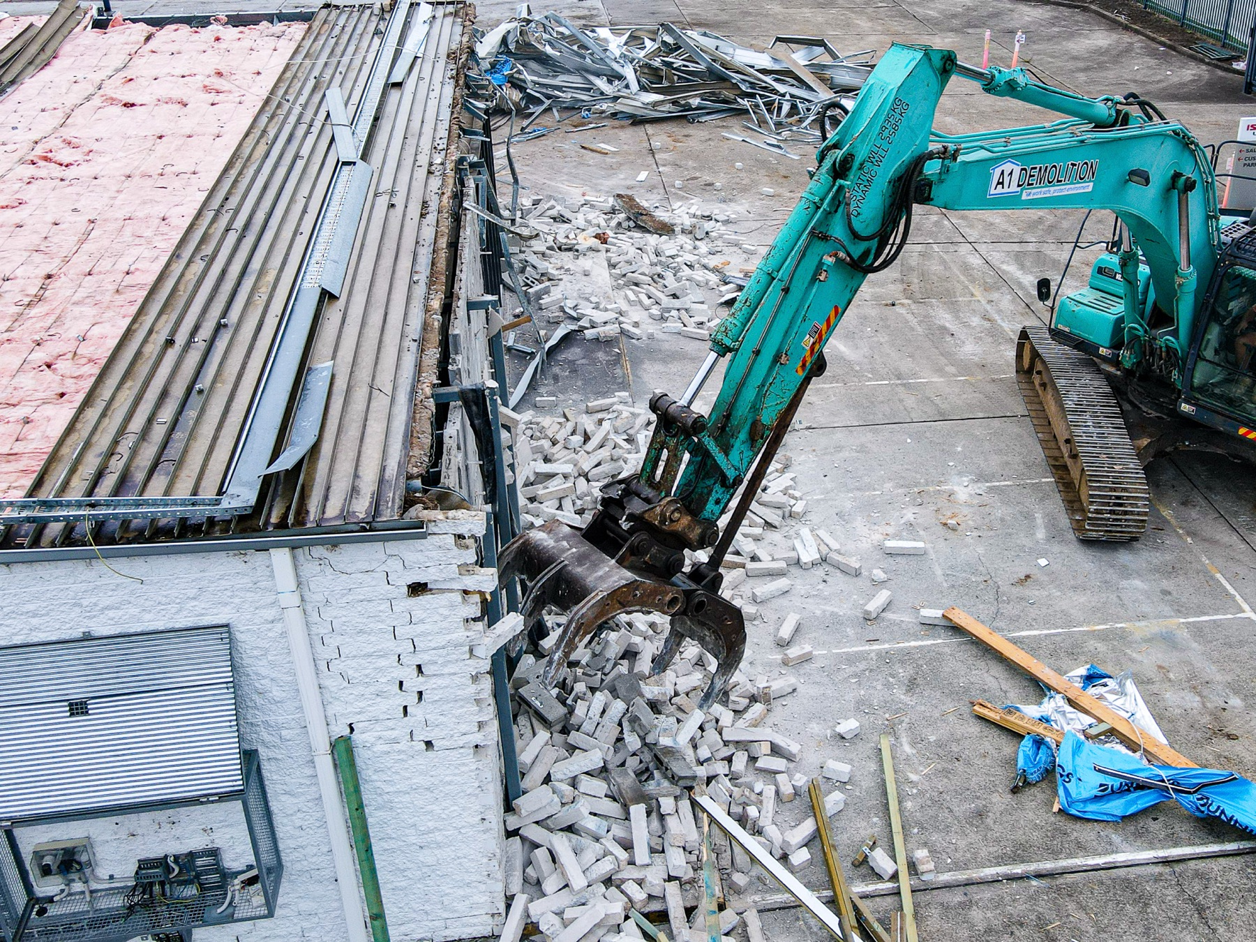 Demolition in Progress, Vineyard